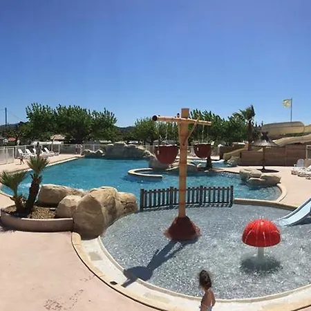 度假居 Holiday Camping La Pinede 格里莫