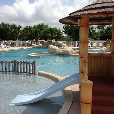 Prázdninový dům Holiday Camping La Pinede